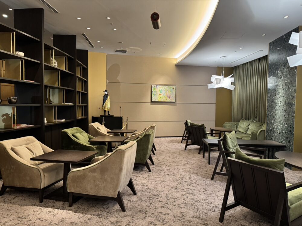 ザ・ベーシックス福岡 クラブラウンジNOMBREの全景